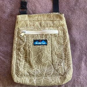 Kavu Canvas Rope Sling Crossbody Floral Print Purse